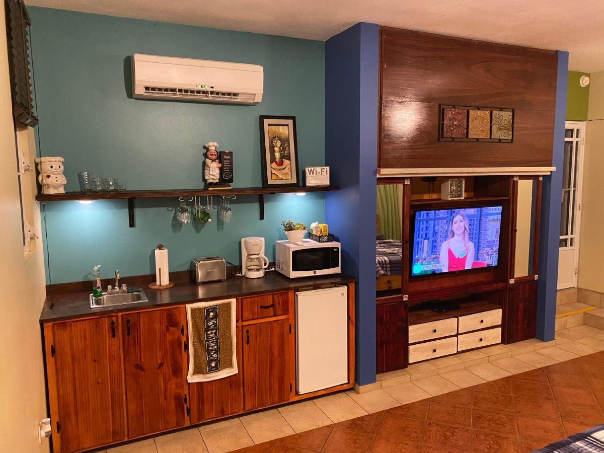 Family Guest House Quebradillas Bagian luar foto